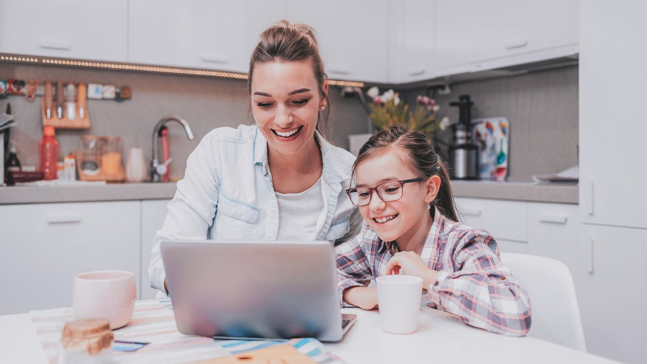 Mom and daughter looking for online therapy options
