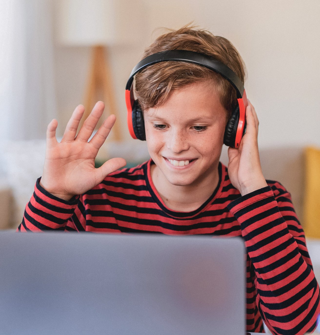 Kid with headphones on participating in therapy