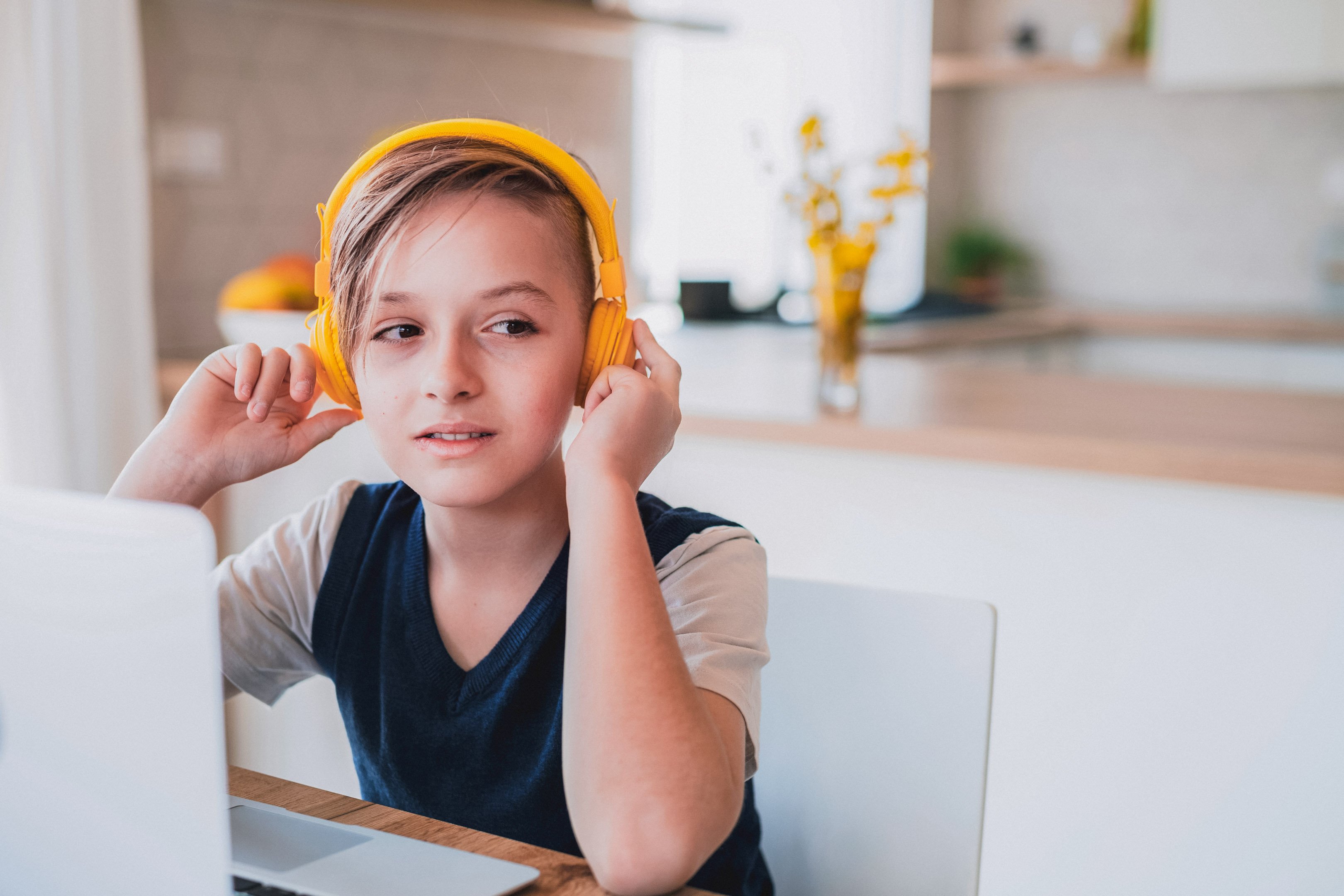 Kid participating in online therapy