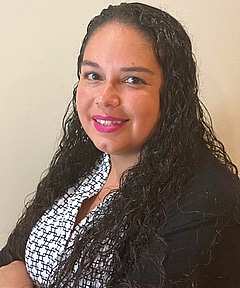 Dr. Ana Zuniga