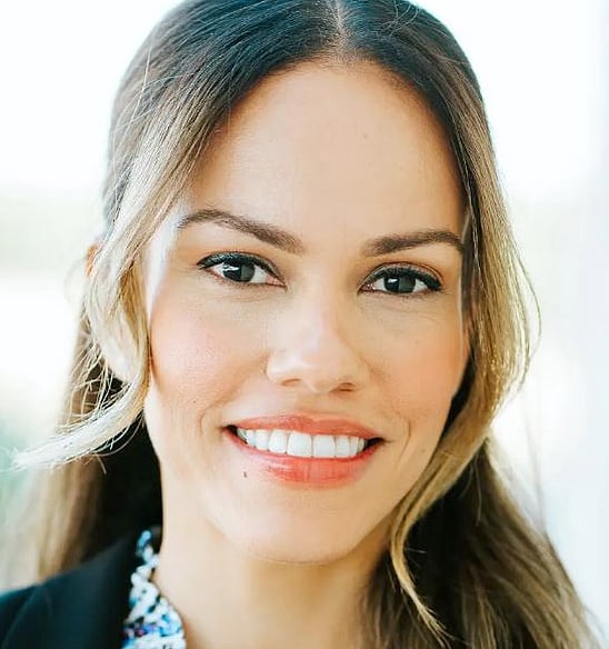 Julia Lowe