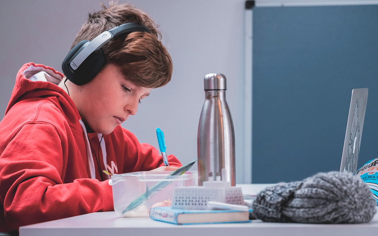 Autism vs. ADHD: Key Differences, Overlaps & Support for Patients and Teens