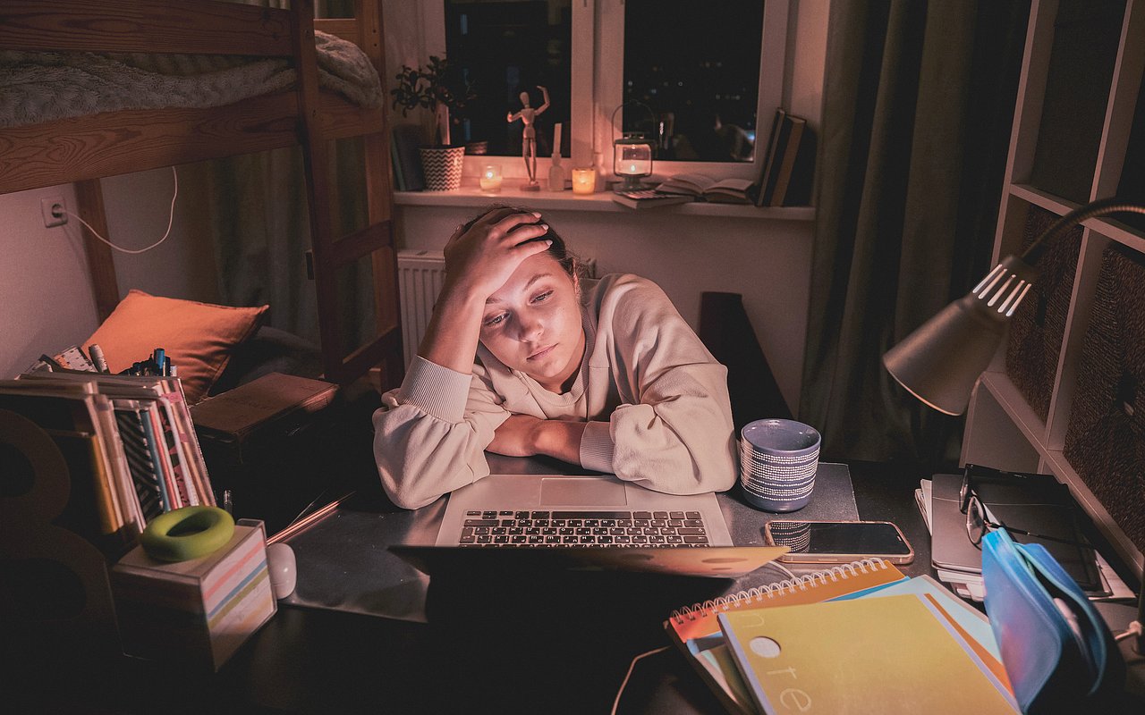 School Refusal in Teenagers: A Parent’s Guide to Understanding and Overcoming